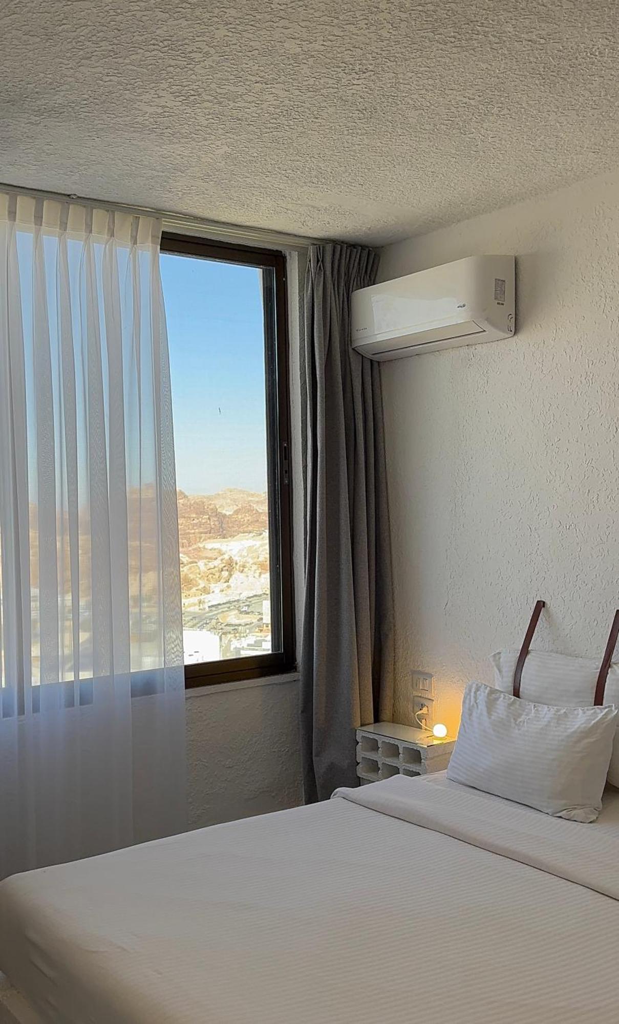 Nomads Hotel Petra Wadi Musa Eksteriør bilde